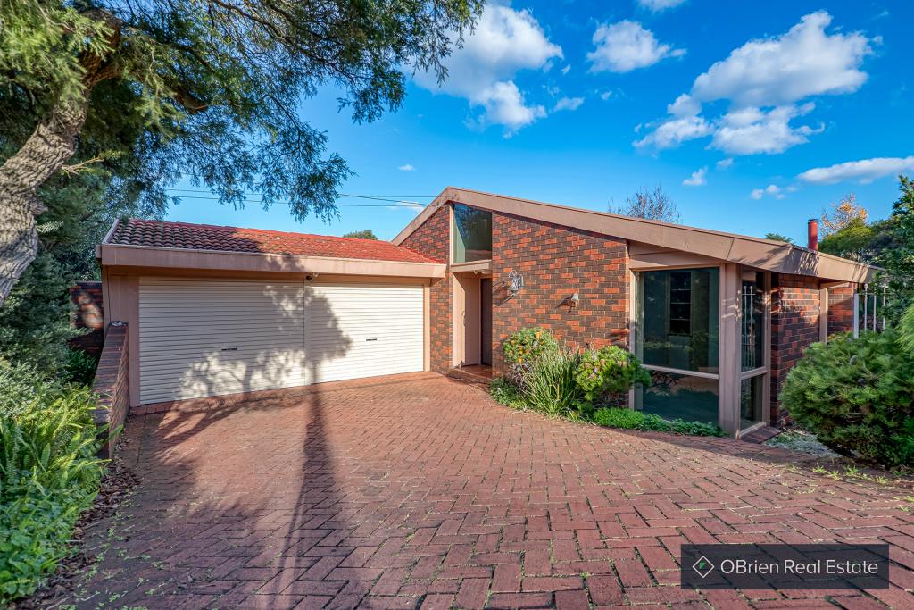 2 YAMBUK CT, VERMONT SOUTH, VIC 3133