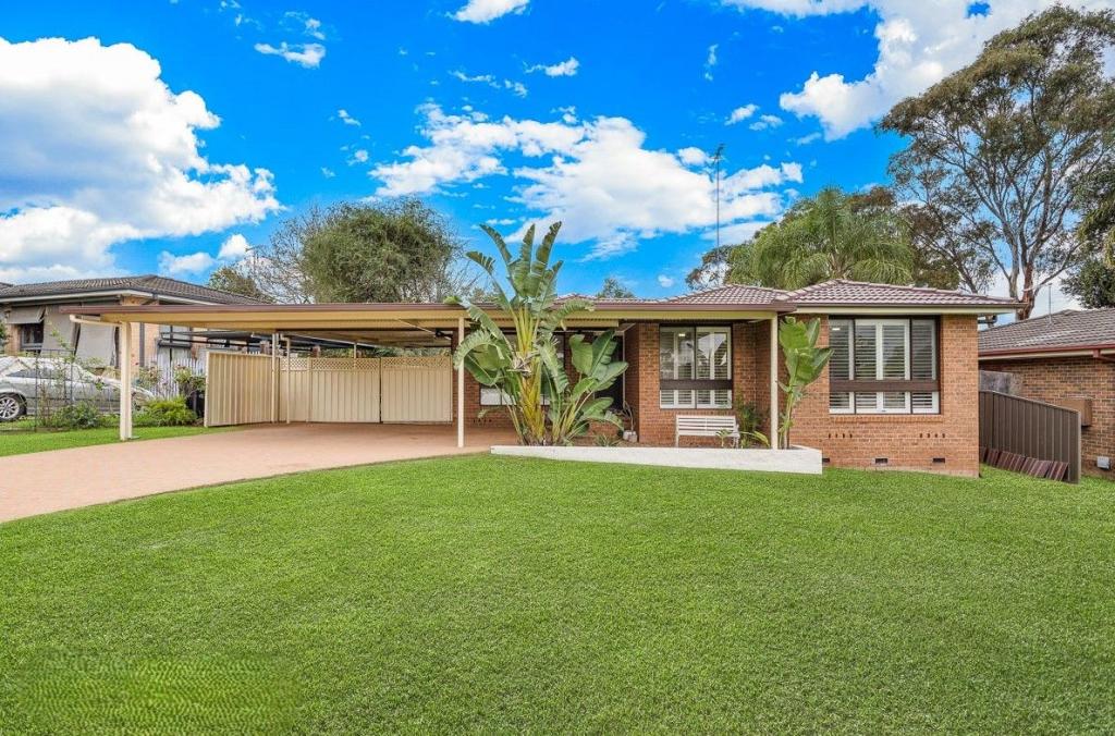 26 Corio Dr, St Clair, NSW 2759
