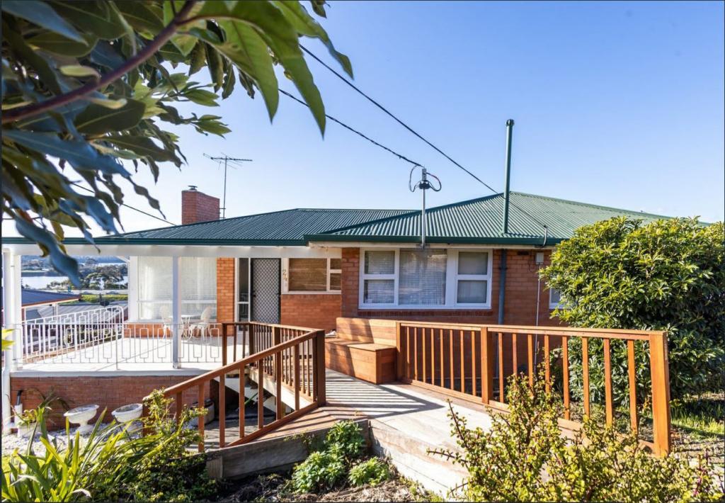 1/24 Parramore St, Rosetta, TAS 7010