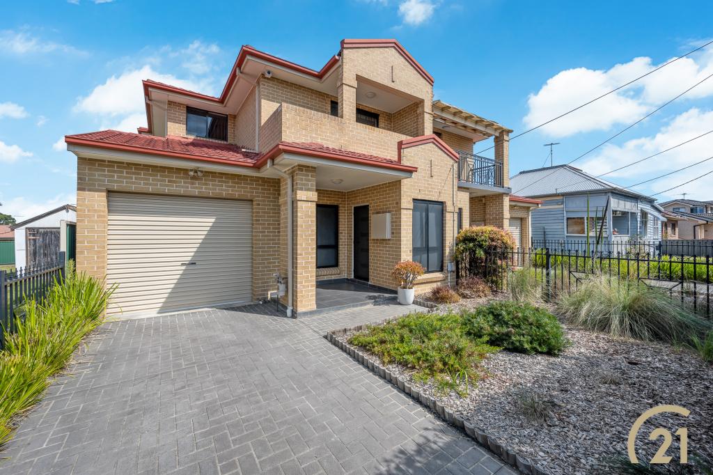 4 Hunter St, Fairfield, NSW 2165