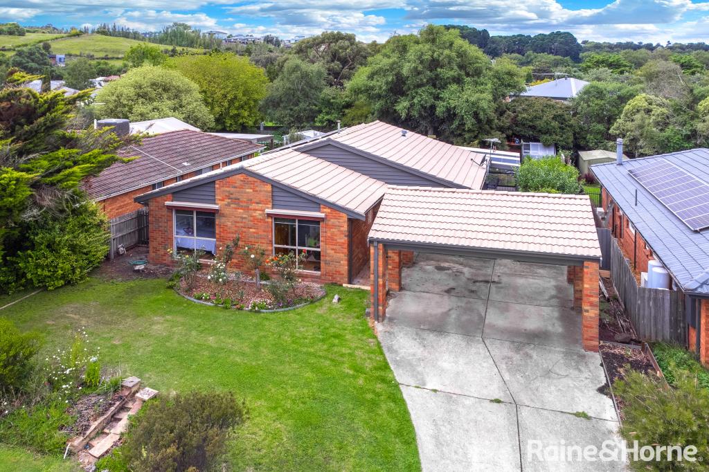 15 Acacia Ct, Gisborne, VIC 3437