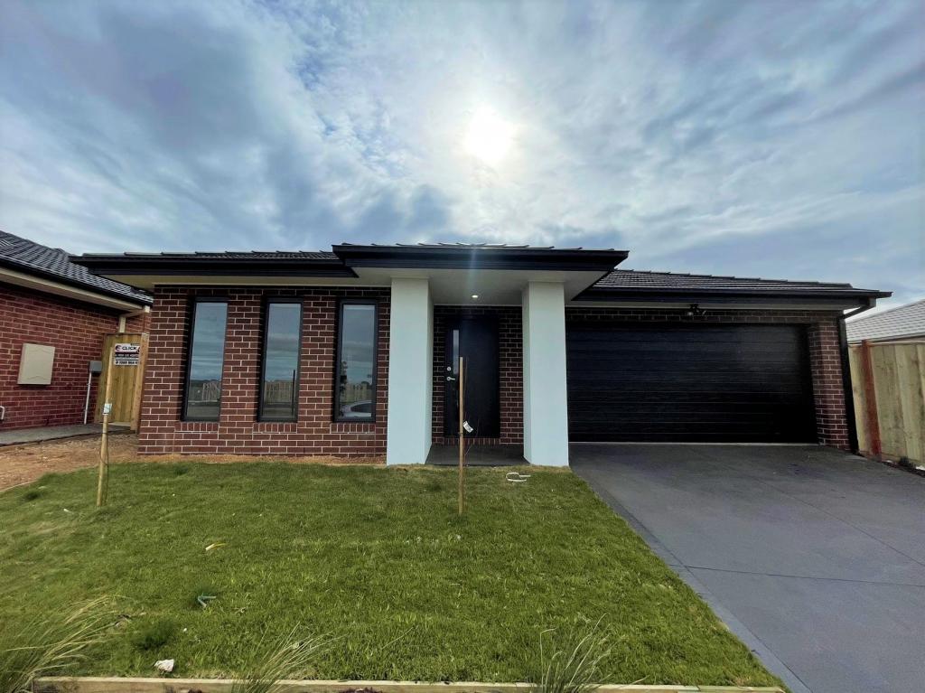 77 Kingdom Bvd, Weir Views, VIC 3338