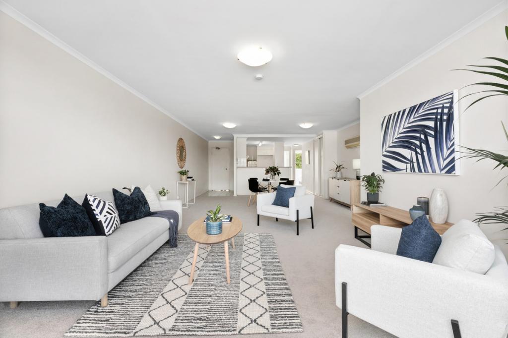 21/51 LEAHY CL, NARRABUNDAH, ACT 2604