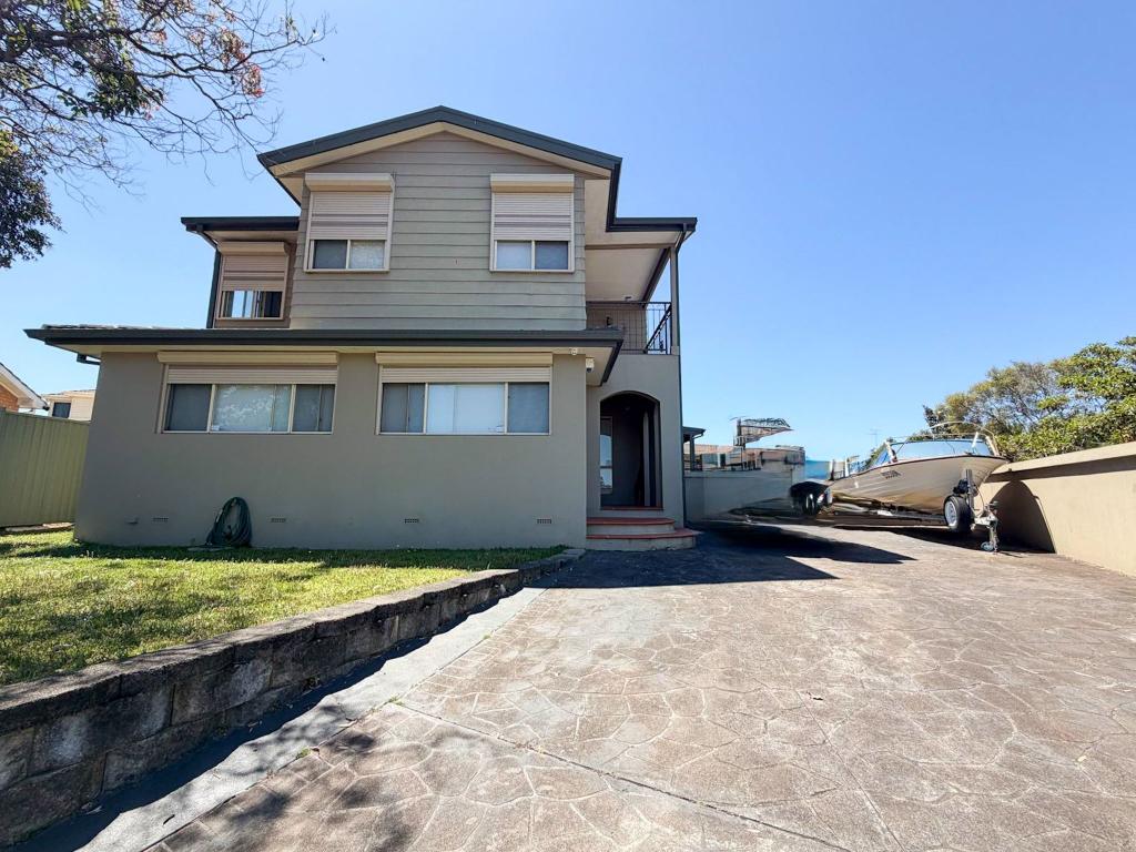 4 Musgrave Pl, Ruse, NSW 2560