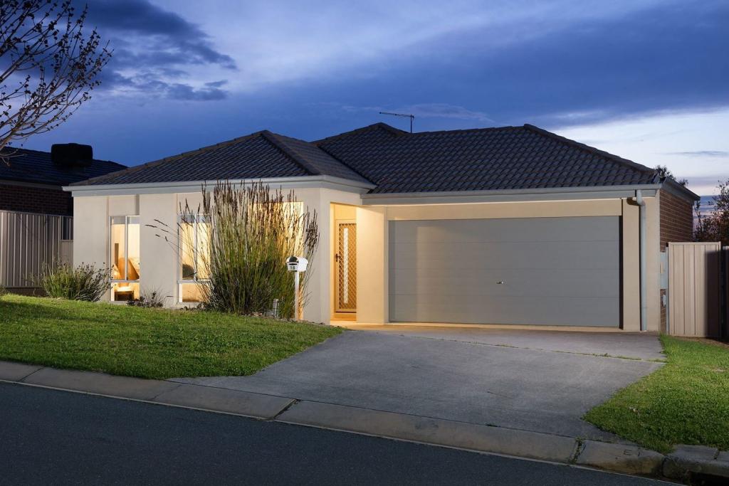 16 O'MEARA ST, WODONGA, VIC 3690