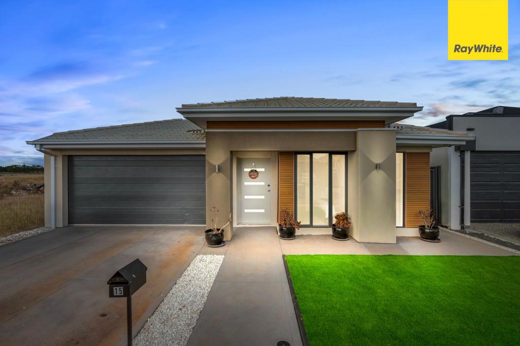 15 Acanea St, Strathtulloh, VIC 3338