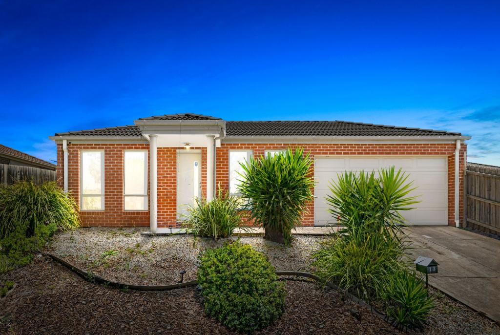 13 Lone Pine Sq, Bacchus Marsh, VIC 3340