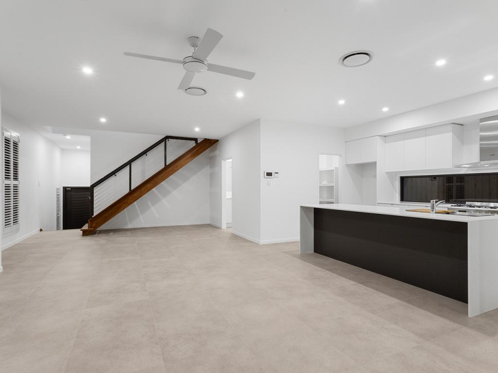 22 Belinda Ct, Brookwater, QLD 4300