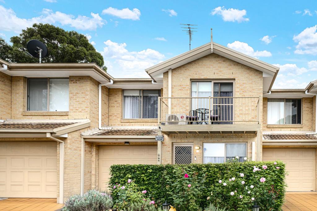 30/12-14 BARKER ST, ST MARYS, NSW 2760