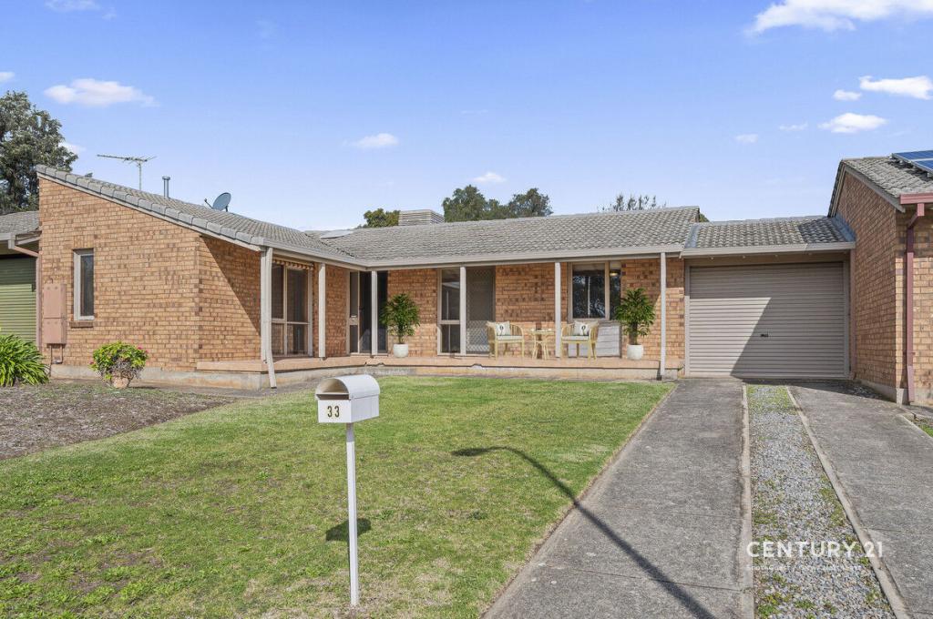 33 Seeger Dr, Morphett Vale, SA 5162