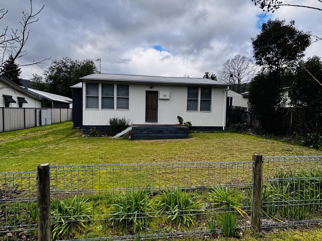 10 Wallace St, Mount Beauty, VIC 3699