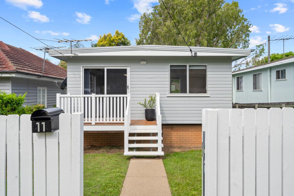 11 Nicholson St, Mitchelton, QLD 4053