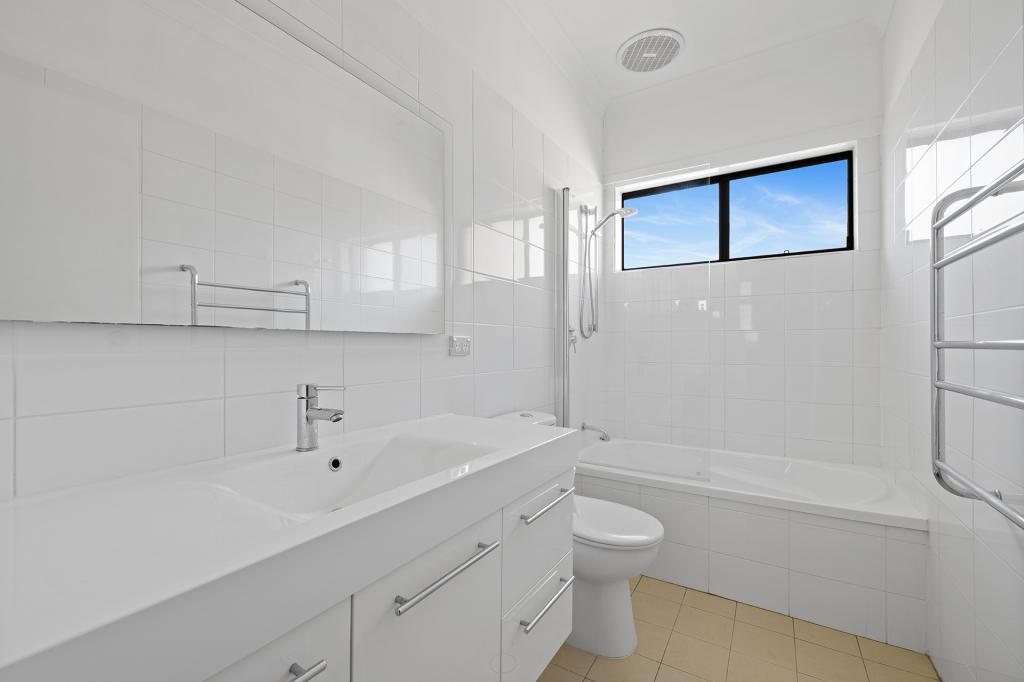 87 Holt Rd, Taren Point, NSW 2229