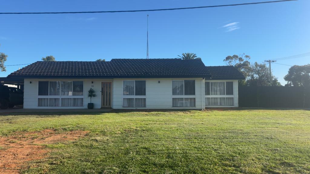 74 O'Connor St W, Balranald, NSW 2715