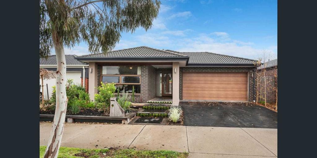 56 ORCHARD RD, DOREEN, VIC 3754