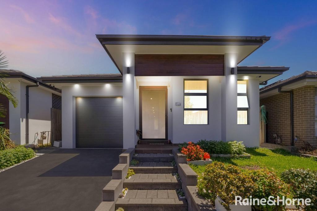 12 Stoneham Cct, Oran Park, NSW 2570