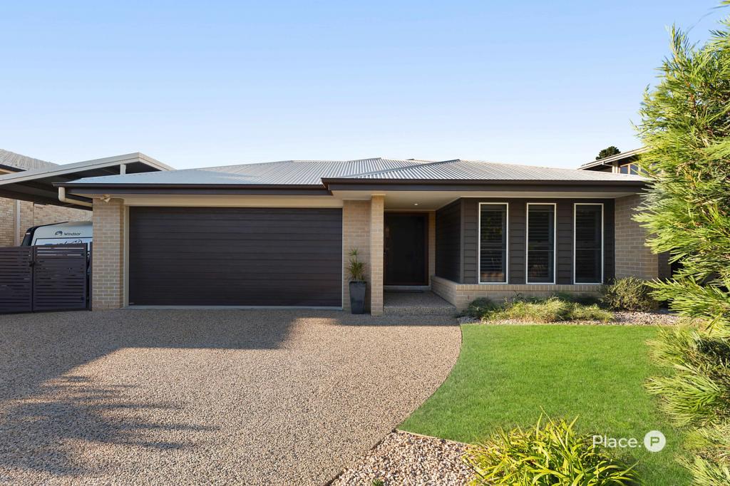 12 Summit Pl, Wynnum West, QLD 4178