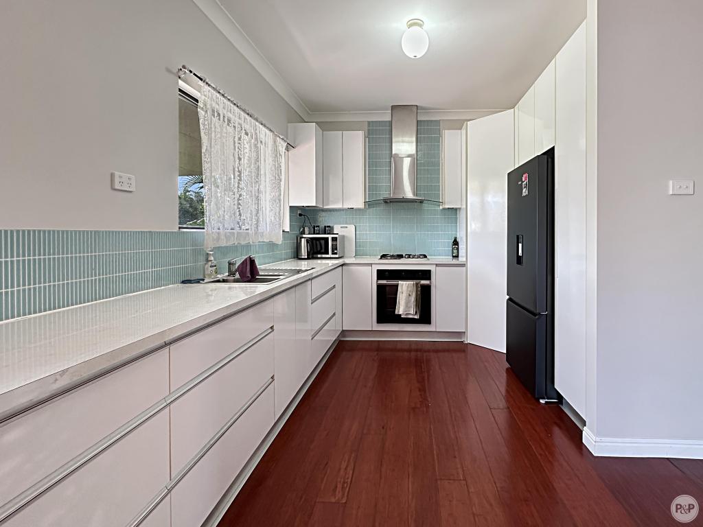 198 Balgal Beach Rd, Balgal Beach, QLD 4816