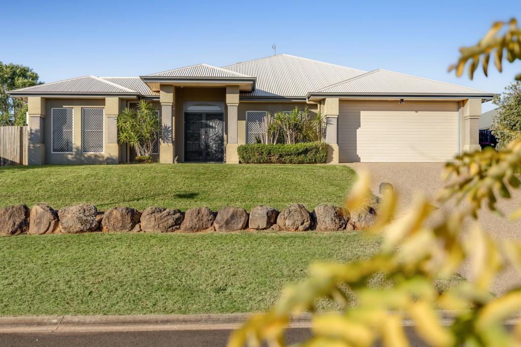 4 Kestrel Dr, Highfields, QLD 4352
