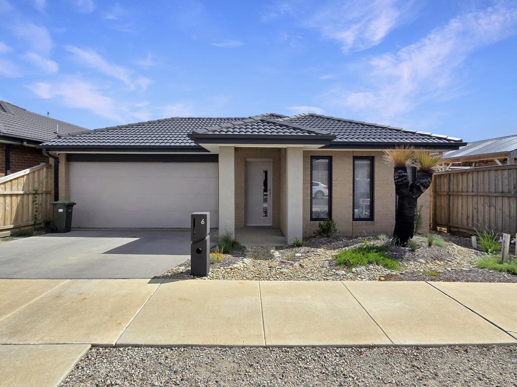 6 Audrey St, Charlemont, VIC 3217
