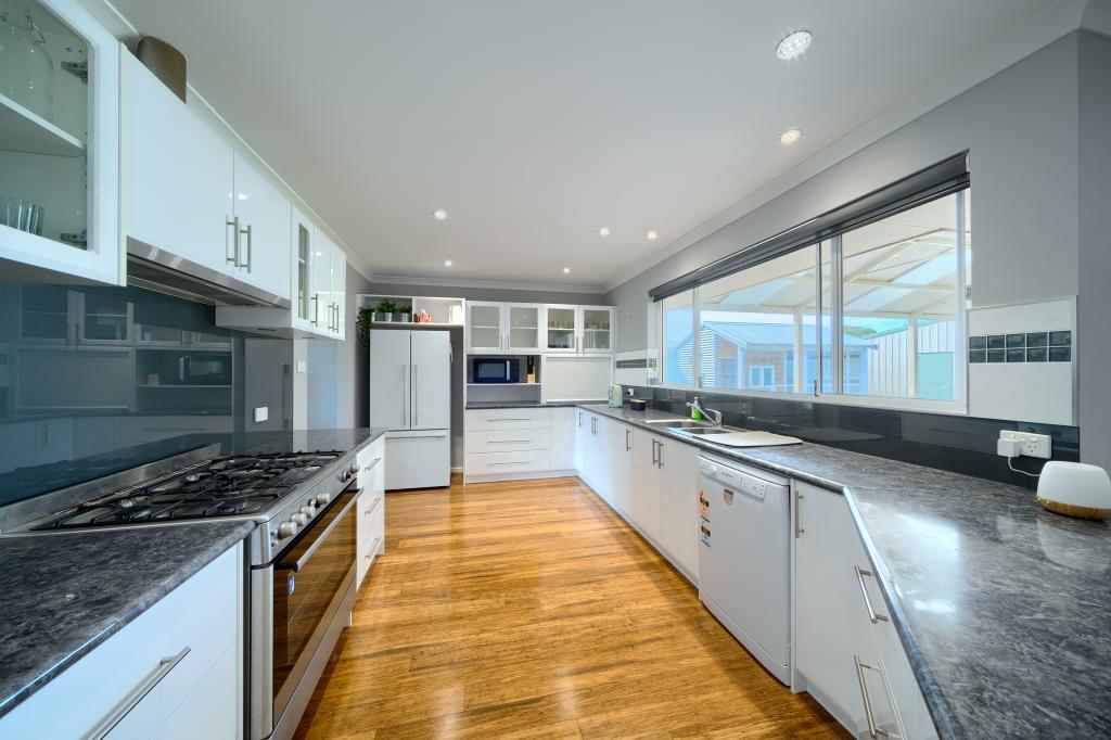 52 Meananger Cres, Bayonet Head, WA 6330