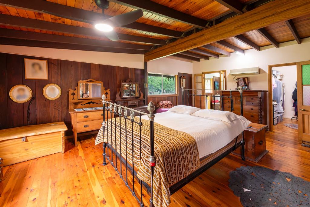 127 Butlers Rd, Miles, QLD 4415