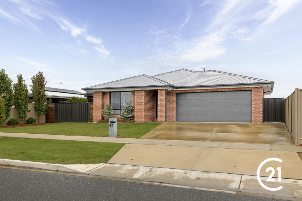 44 MCSWAIN RD, ECHUCA, VIC 3564