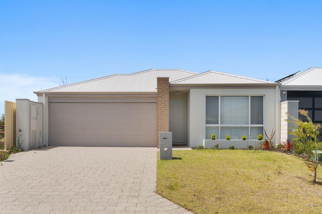 7 SELINA ST, ANKETELL, WA 6167