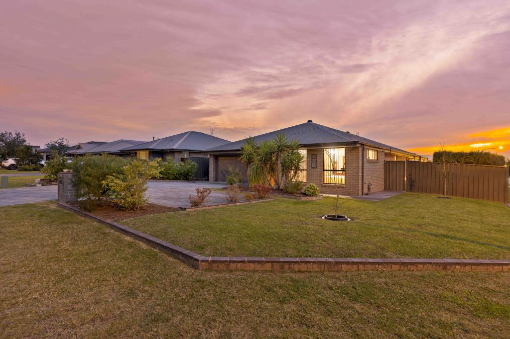 47 Osprey Rd, South Nowra, NSW 2541