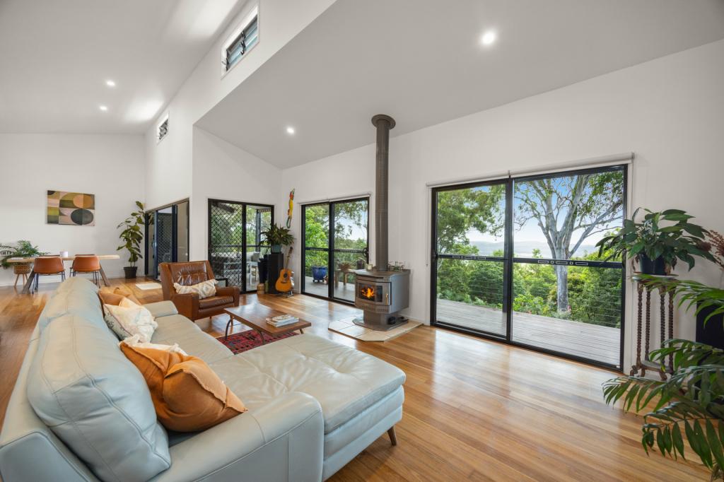 171 Ocean Vista Dr, Maroochy River, QLD 4561