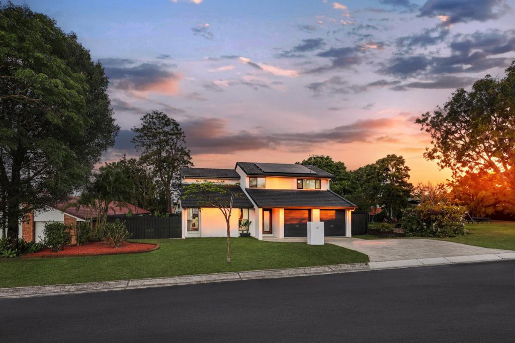 15 Boorala Cres, Eight Mile Plains, QLD 4113