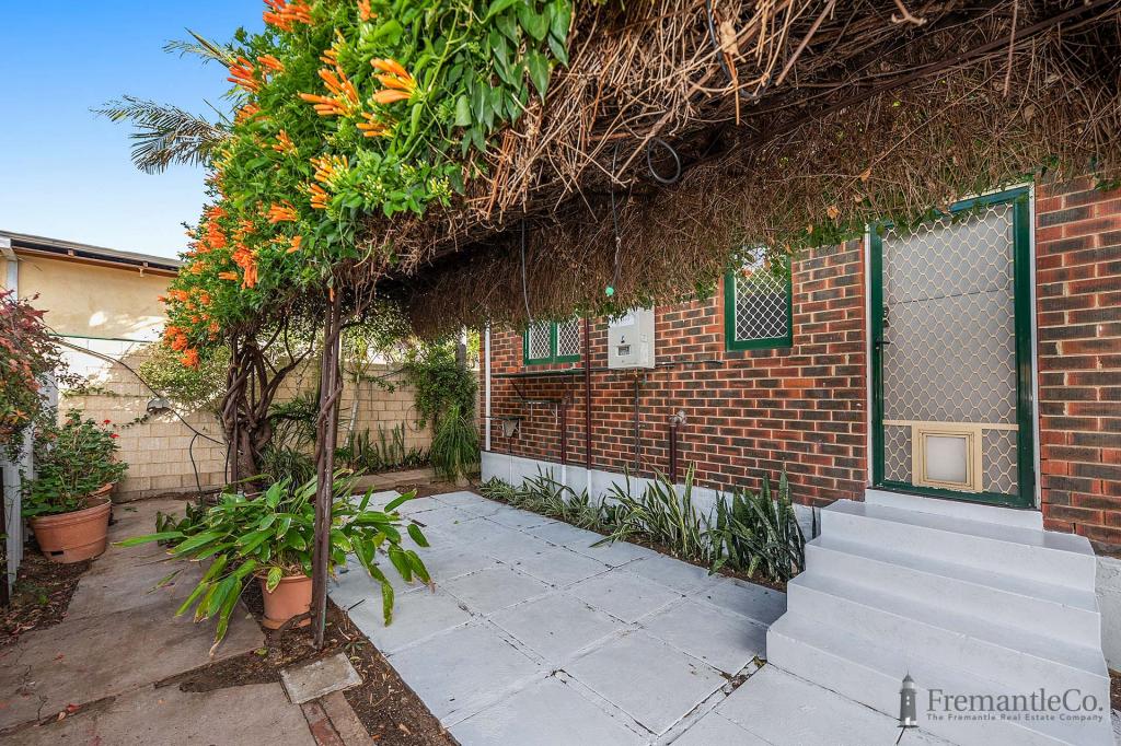 45 Watkins St, White Gum Valley, WA 6162