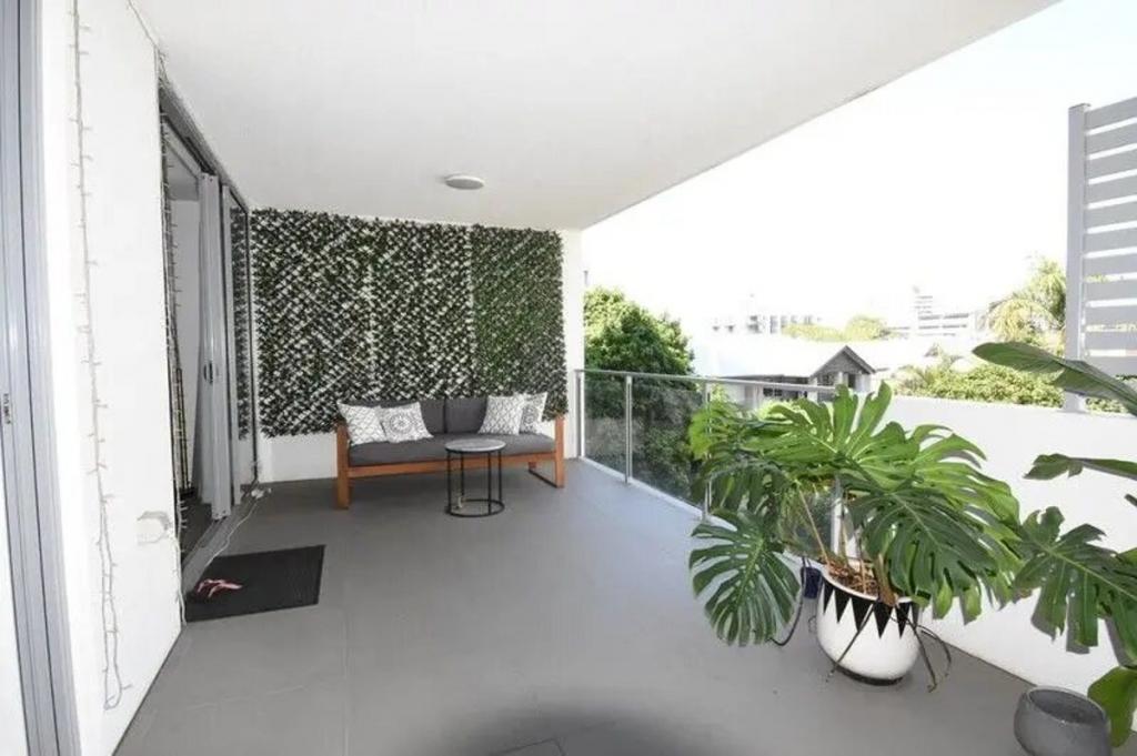 Lot40x / 25 Walsh St, Milton, QLD 4064