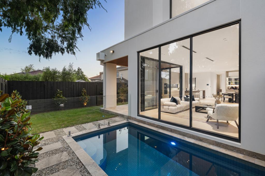 83a Glen Iris Rd, Glen Iris, VIC 3146