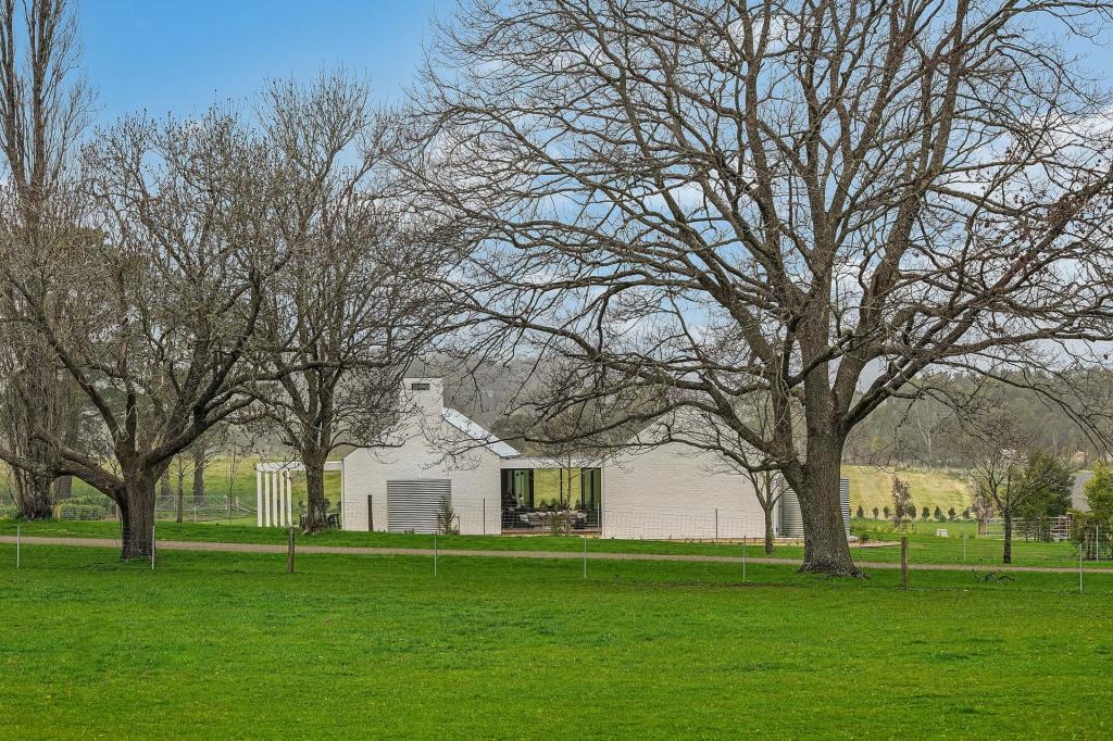 11 Vine Lodge Lane, Exeter, NSW 2579