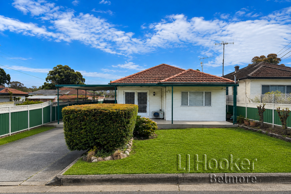 33 BONDS RD, ROSELANDS, NSW 2196