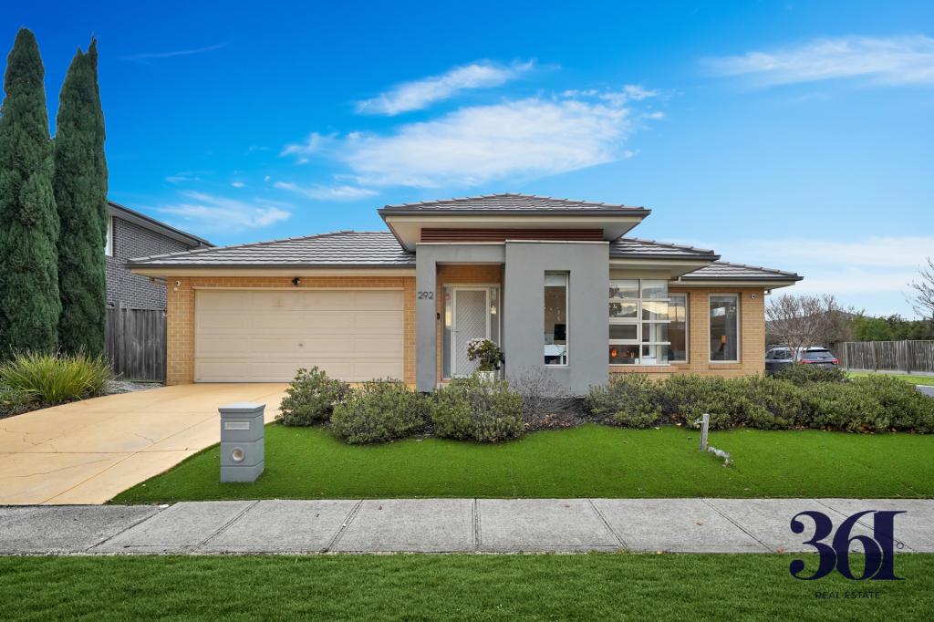 292 Saltwater Prom, Point Cook, VIC 3030