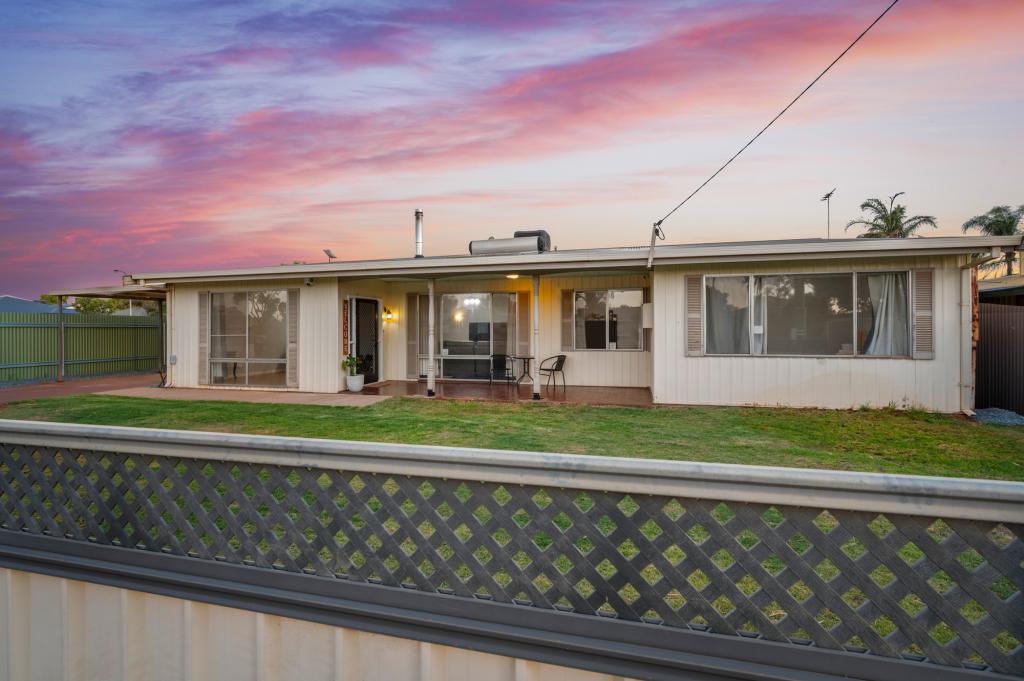 21 Carrington St, South Kalgoorlie, WA 6430