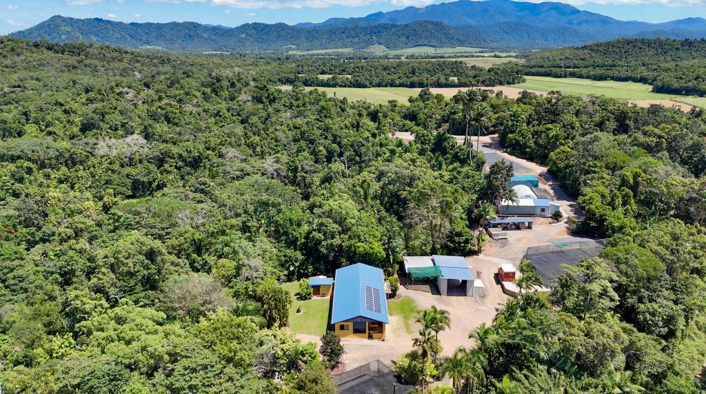 62 Mountain View Cl, Maria Creeks, QLD 4855