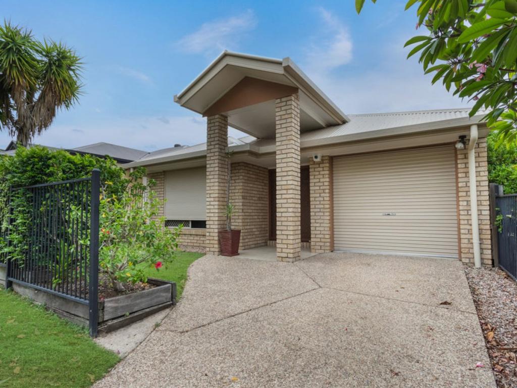 29 Lloyd Bird Cres, Springfield Lakes, QLD 4300