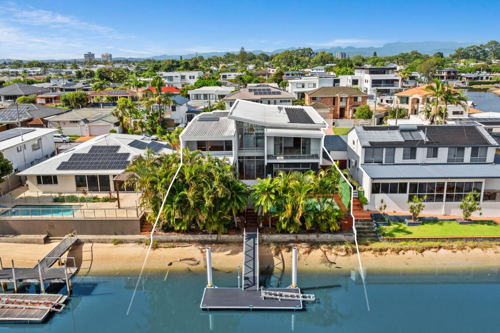 11 Cristobel Ct, Broadbeach Waters, QLD 4218