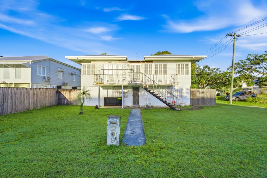 209 Mcleod St, Cairns North, QLD 4870