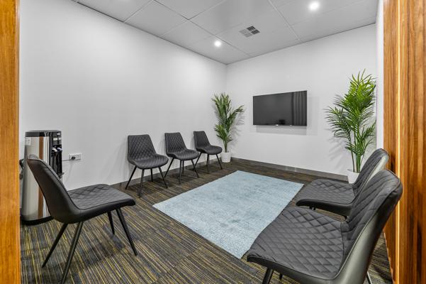 2 & 3/664 Mountain Hwy, Bayswater, VIC 3153