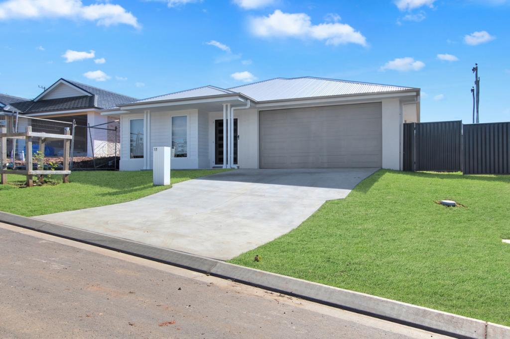 17 Staghorn St, Thrumster, NSW 2444