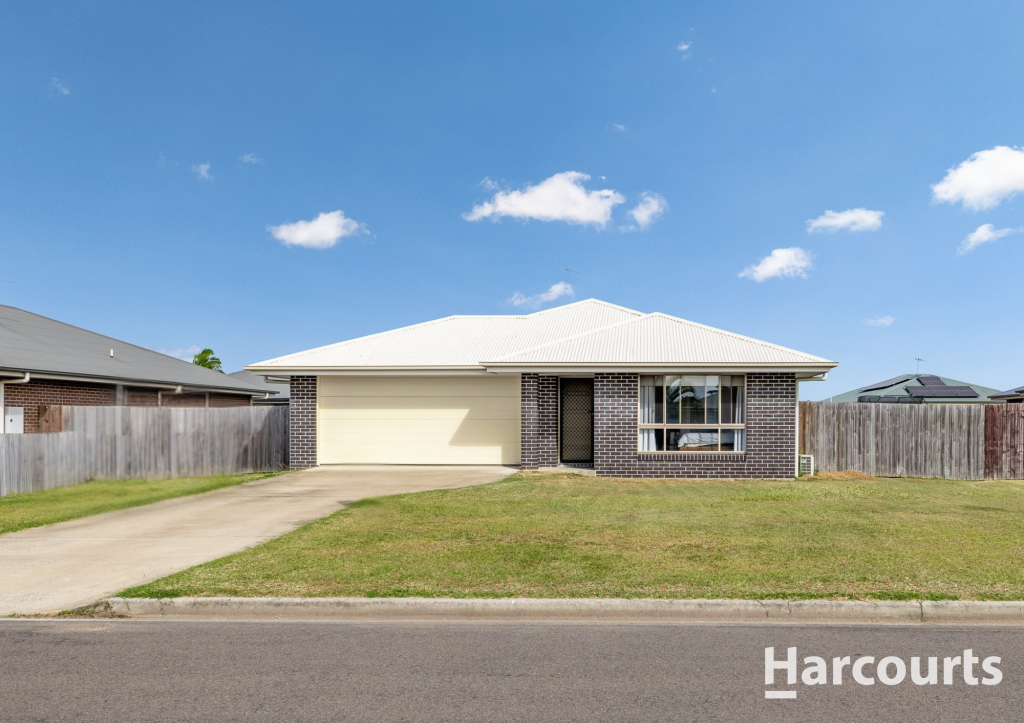 17 Searle St, Thabeban, QLD 4670
