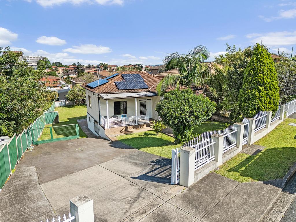 1 Minnegang St, Warrawong, NSW 2502