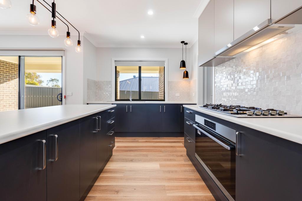 127 Mulgara Dr, Thurgoona, NSW 2640