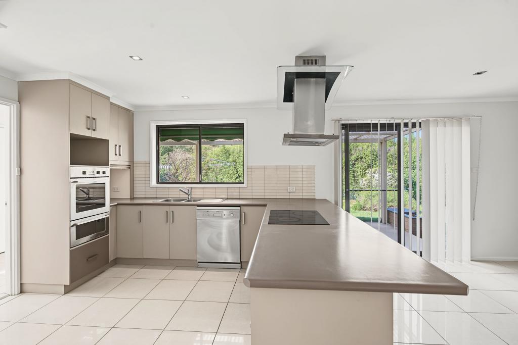 26 Rosedale Dr, West Albury, NSW 2640