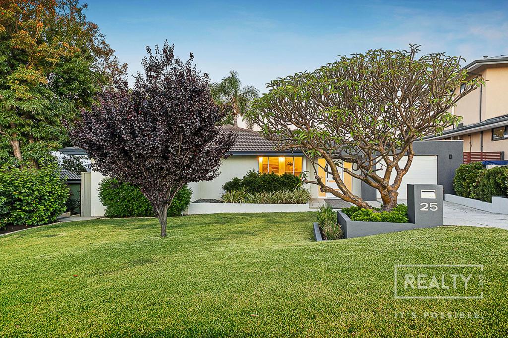 25 VALANCE WAY, GWELUP, WA 6018