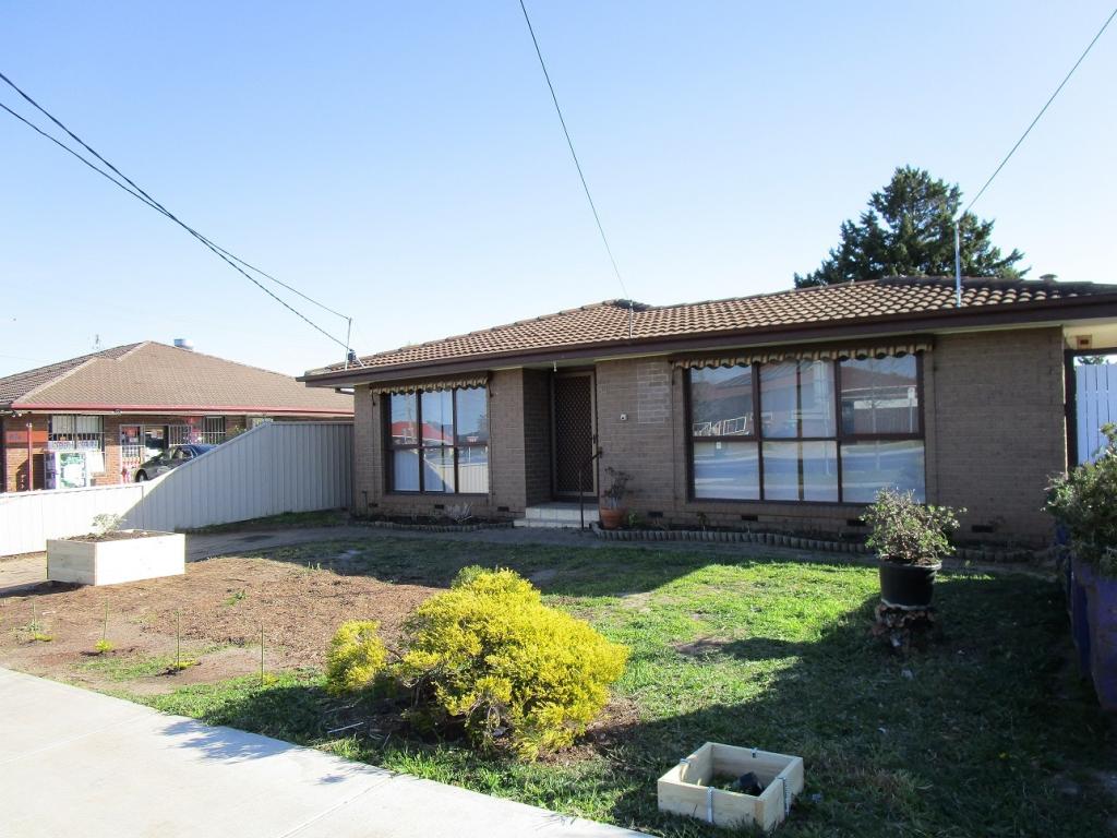 83 Oakwood Rd, Albanvale, VIC 3021